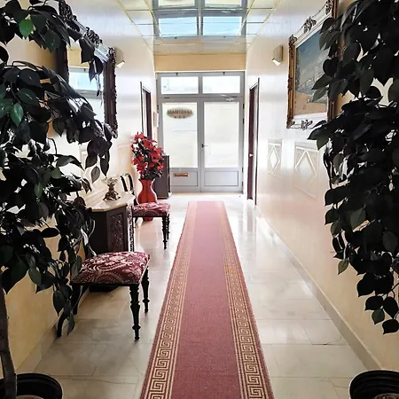 Prestige Apartment *