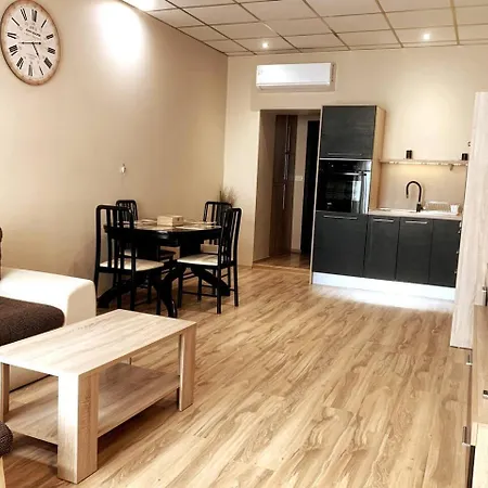 Prestige Apartmán *