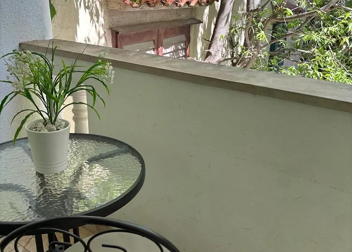 Prestige アパート ザダル