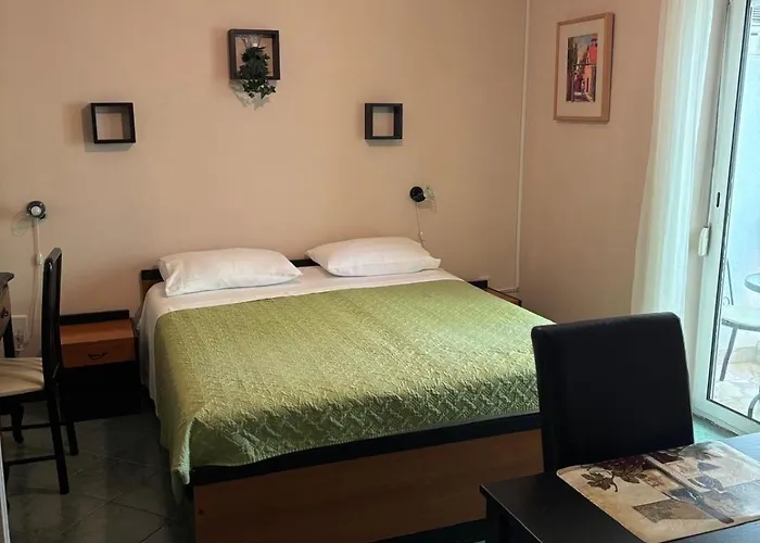 Prestige アパート *